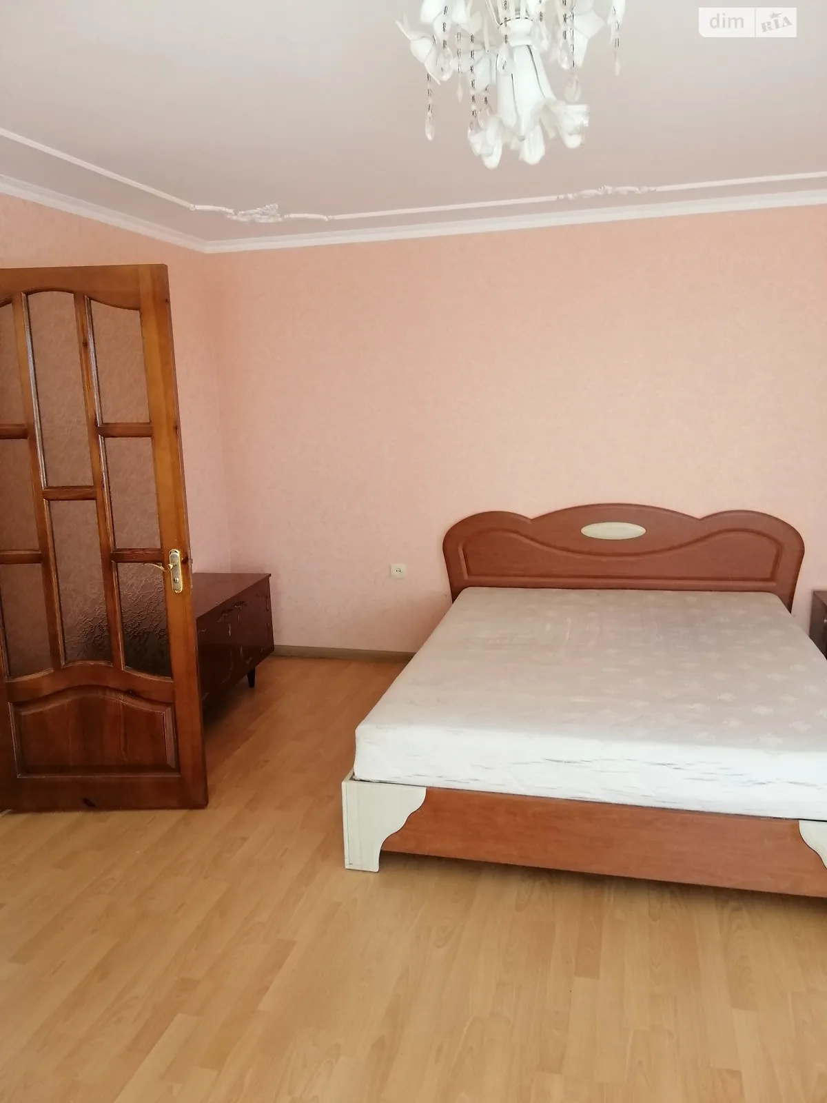 Продается дом на 2 этажа 120 кв. м с камином, цена: 55000 $