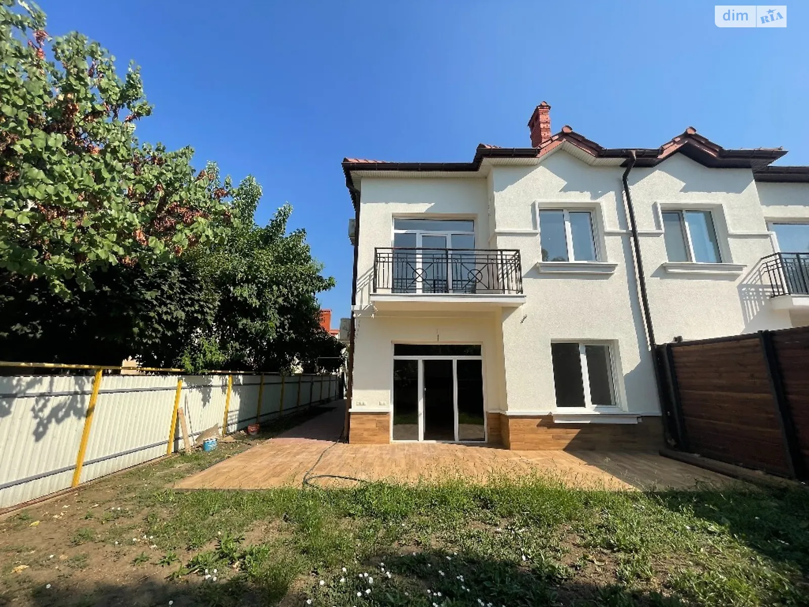 Продается часть дома 250 кв. м с садом, цена: 210000 $ - фото 1