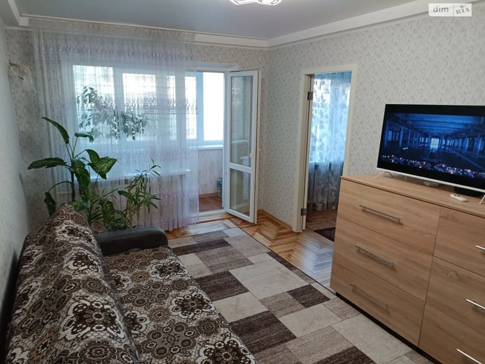 3-комнатная квартира 58 кв. м в Запорожье, ул. Парамонова, 3 - фото 1
