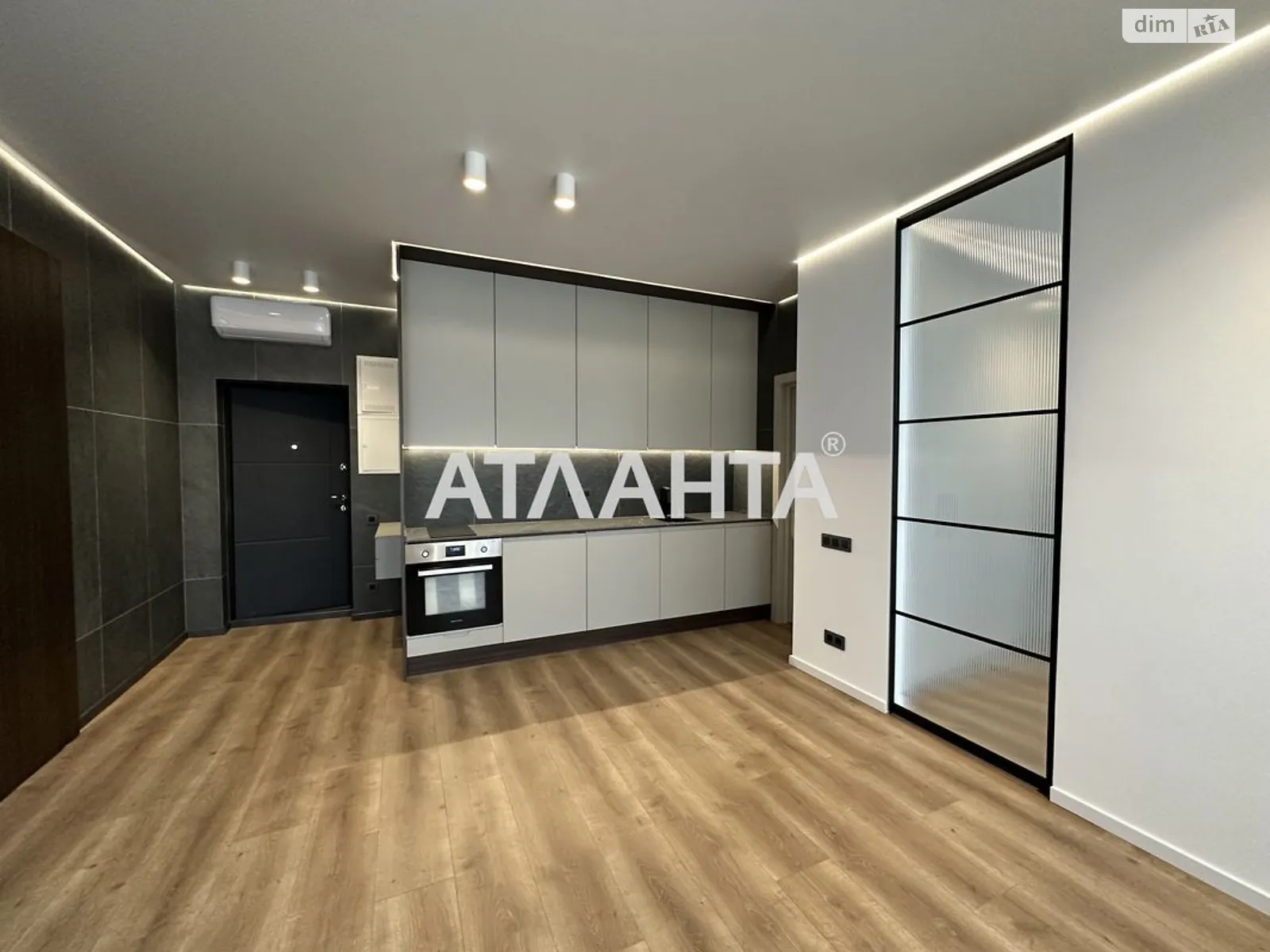 Продается 1-комнатная квартира 36.6 кв. м в Одессе, ул. Радостная