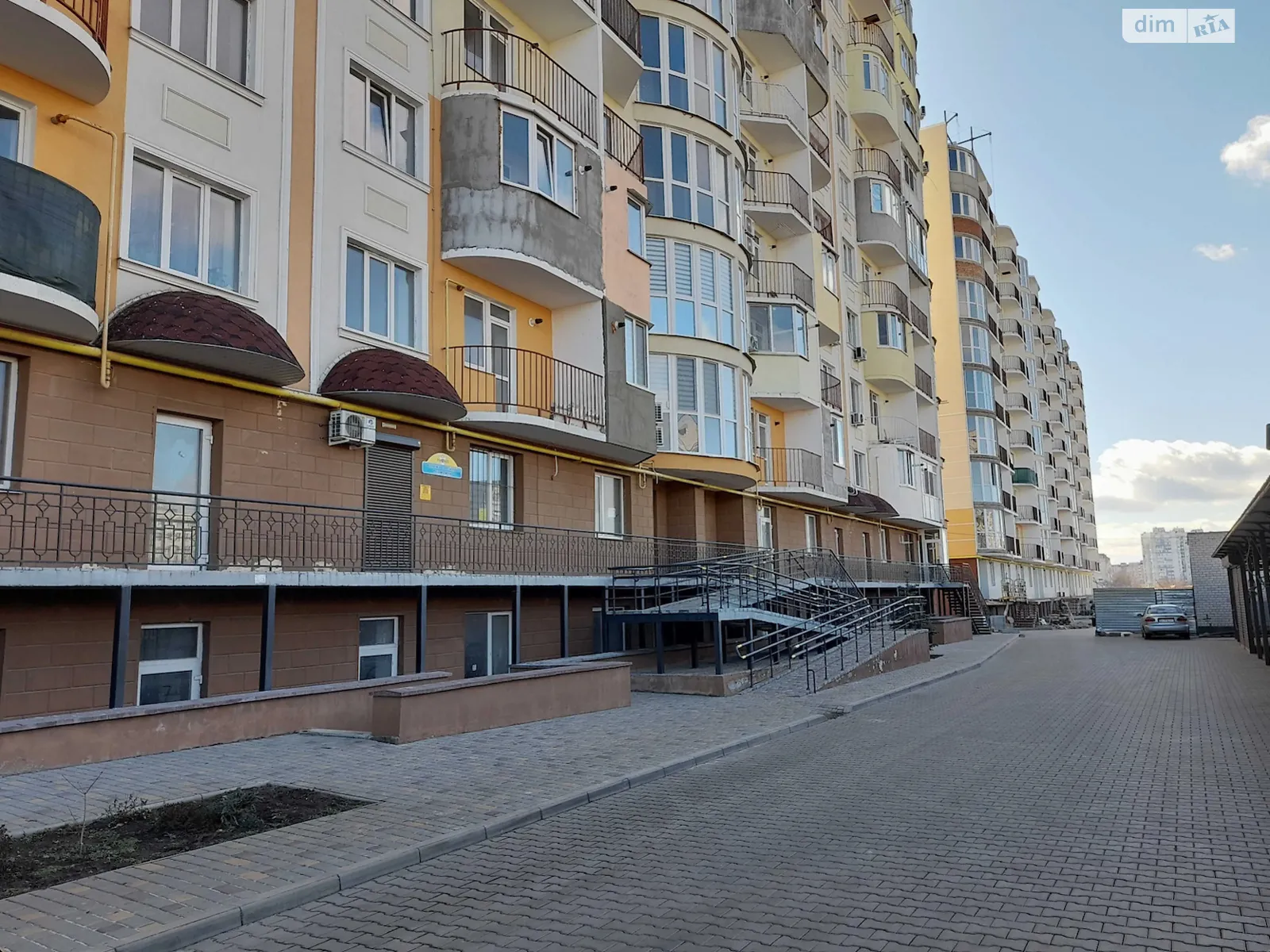 Продається офіс 158 кв. м в бізнес-центрі, цена: 86900 $ - фото 1