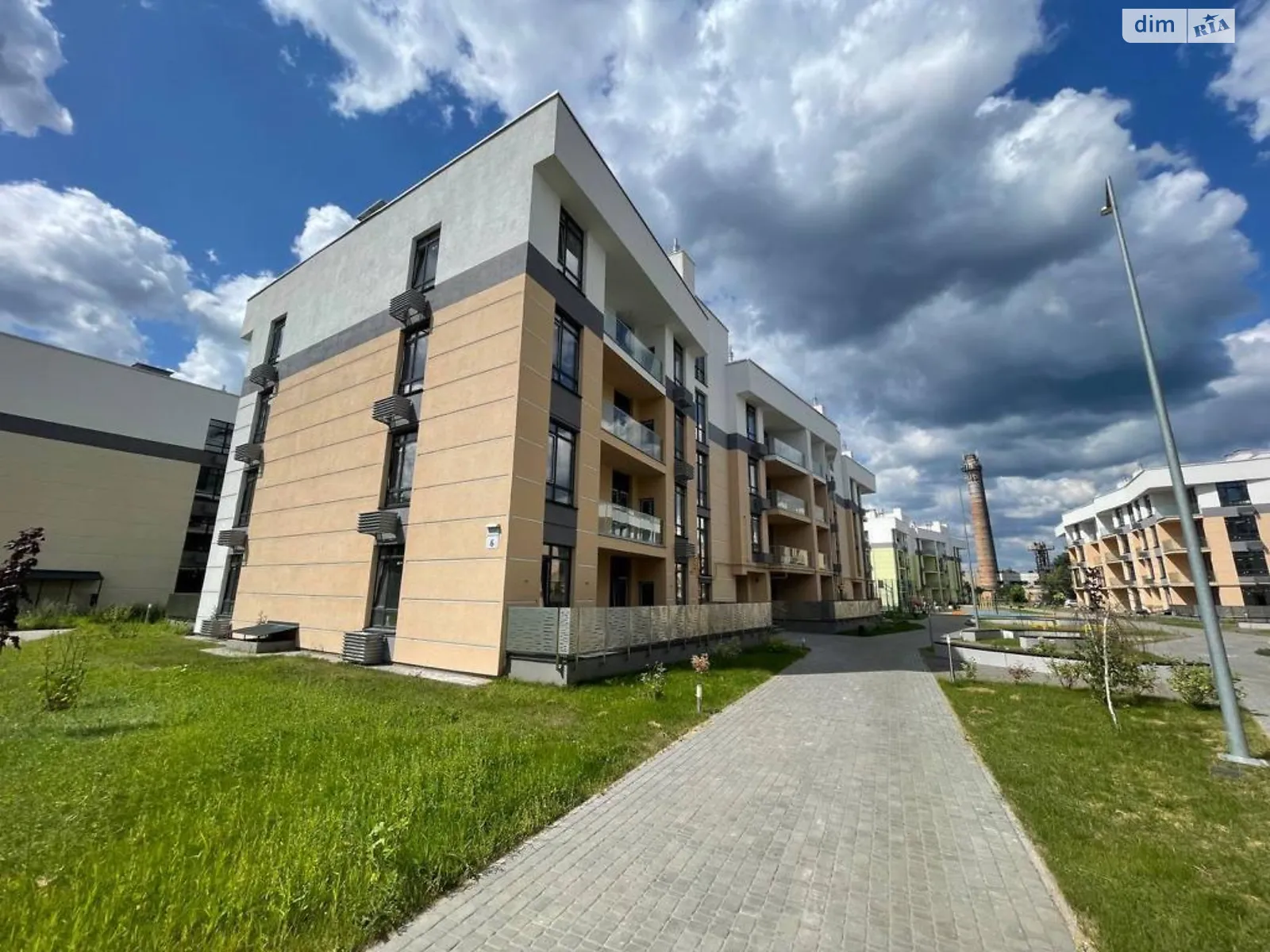 Продается 3-комнатная квартира 100 кв. м в Киеве, ул. Дубищанская - фото 1