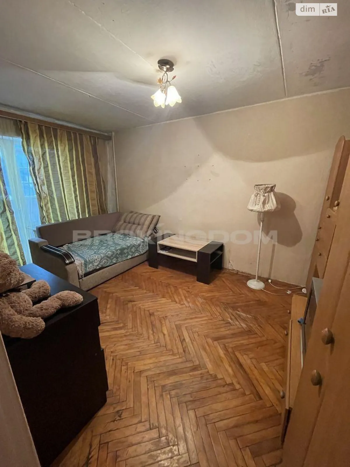Продается 1-комнатная квартира 25.9 кв. м в Киеве, ул. Демеевская, 37
