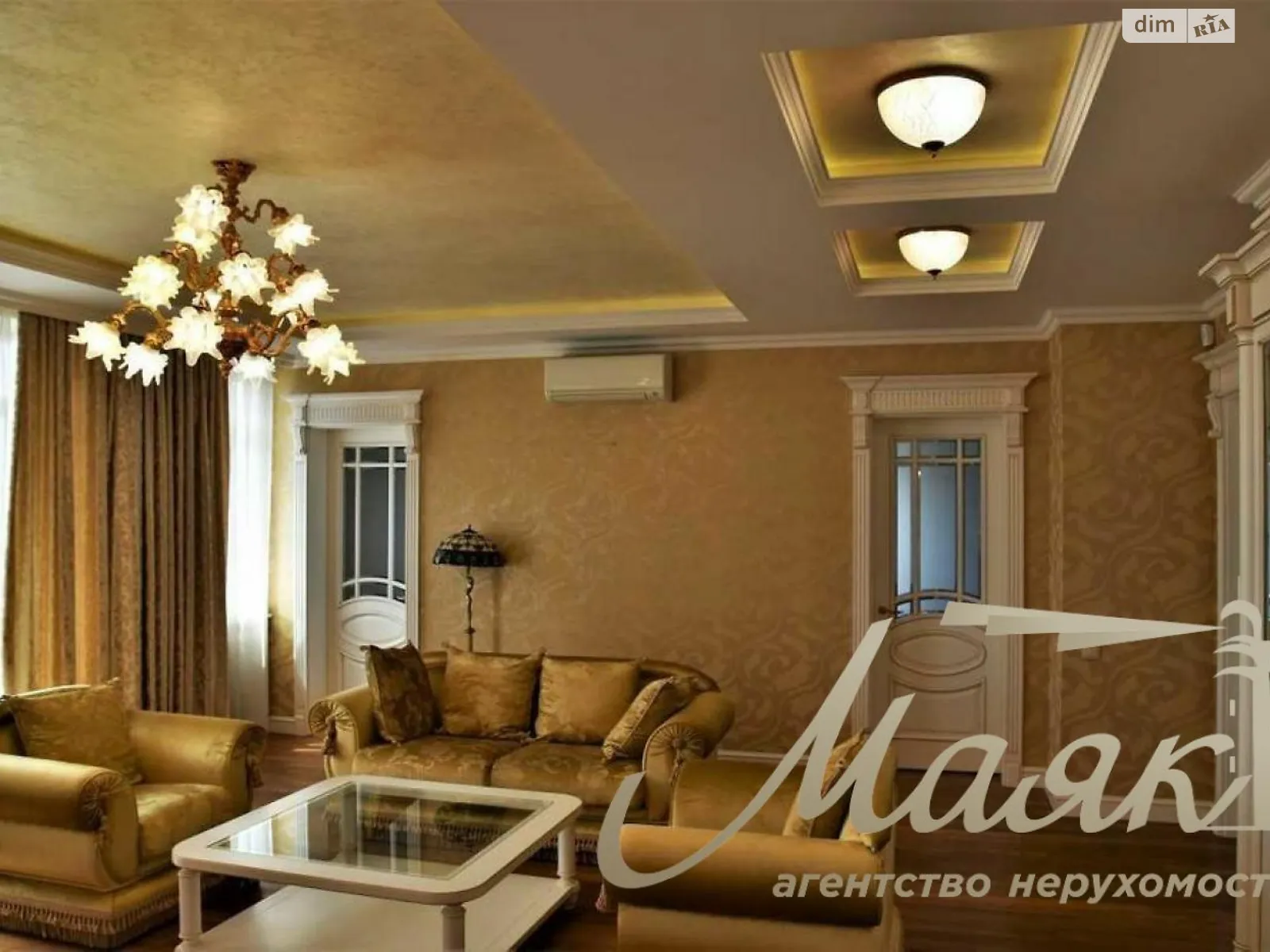 Сдается в аренду 4-комнатная квартира 240 кв. м в Киеве, ул. Ольгинская, 6 - фото 1