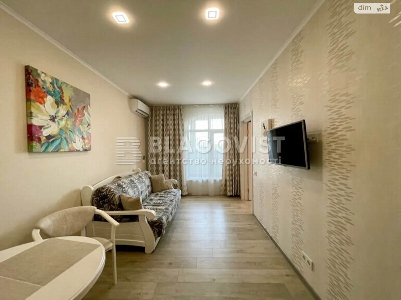 Продается 1-комнатная квартира 54 кв. м в Киеве, ул. Казимира Малевича, 89 - фото 1