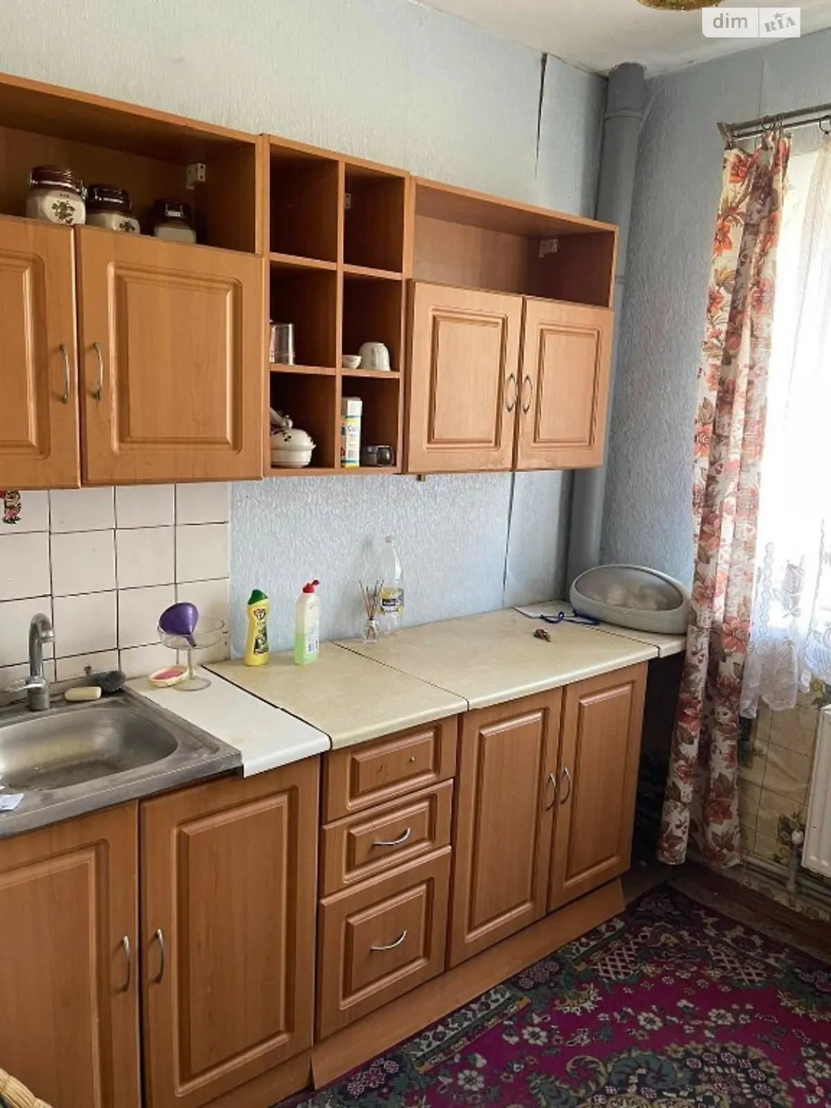 Продается 3-комнатная квартира 44 кв. м в Лозовом, цена: 8995 $