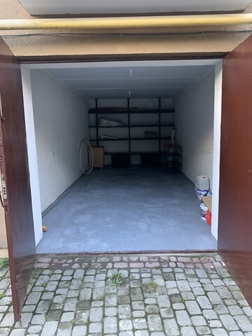 Сдается в аренду отдельно стоящий гараж под легковое авто на 25 кв. м, цена: 3000 грн