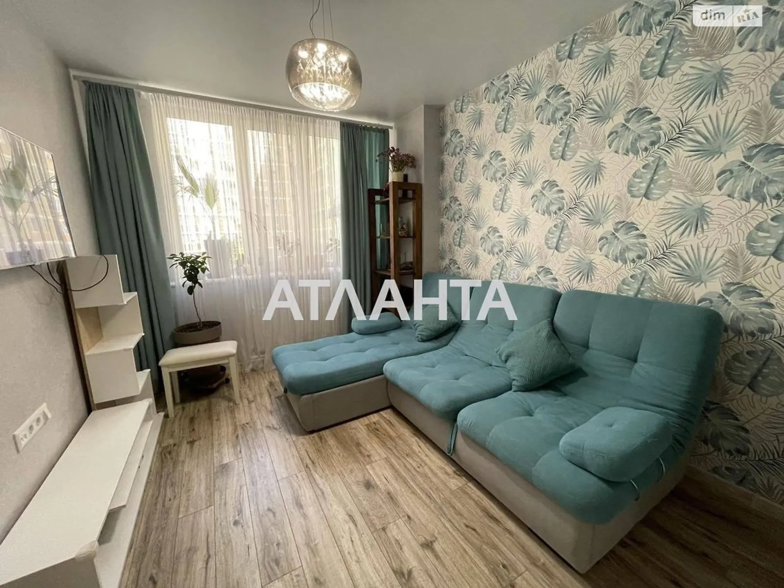 Продается 3-комнатная квартира 74 кв. м в Черноморске - фото 2