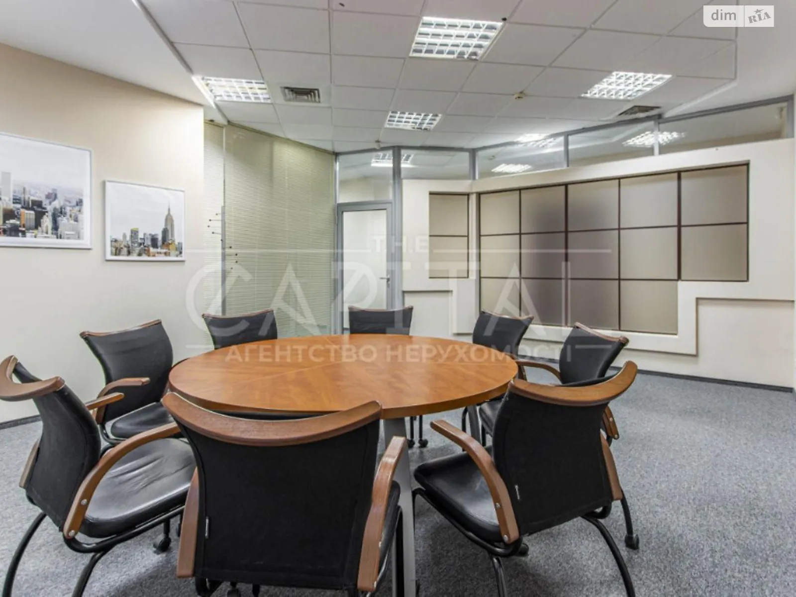 Продається офіс 470 кв. м в бізнес-центрі, цена: 1200000 $