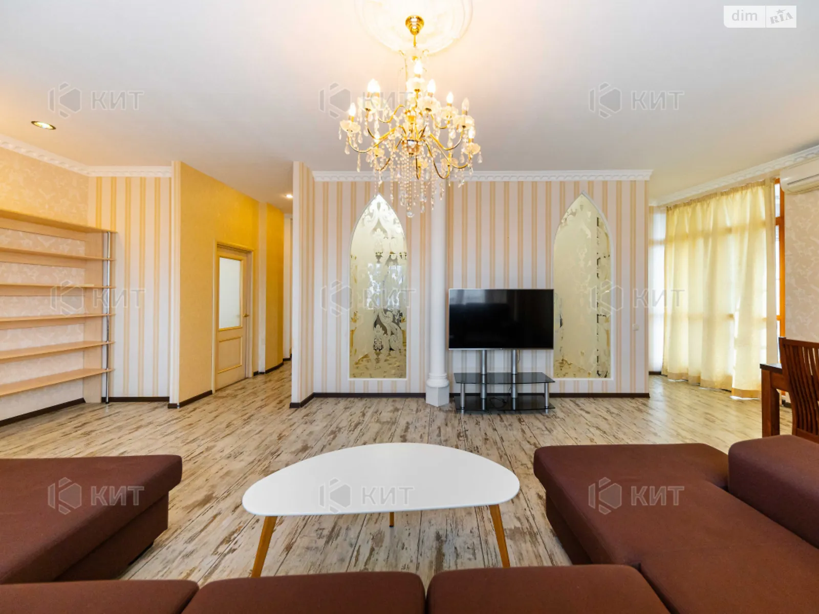 Сдается в аренду 4-комнатная квартира 176 кв. м в Харькове - фото 2