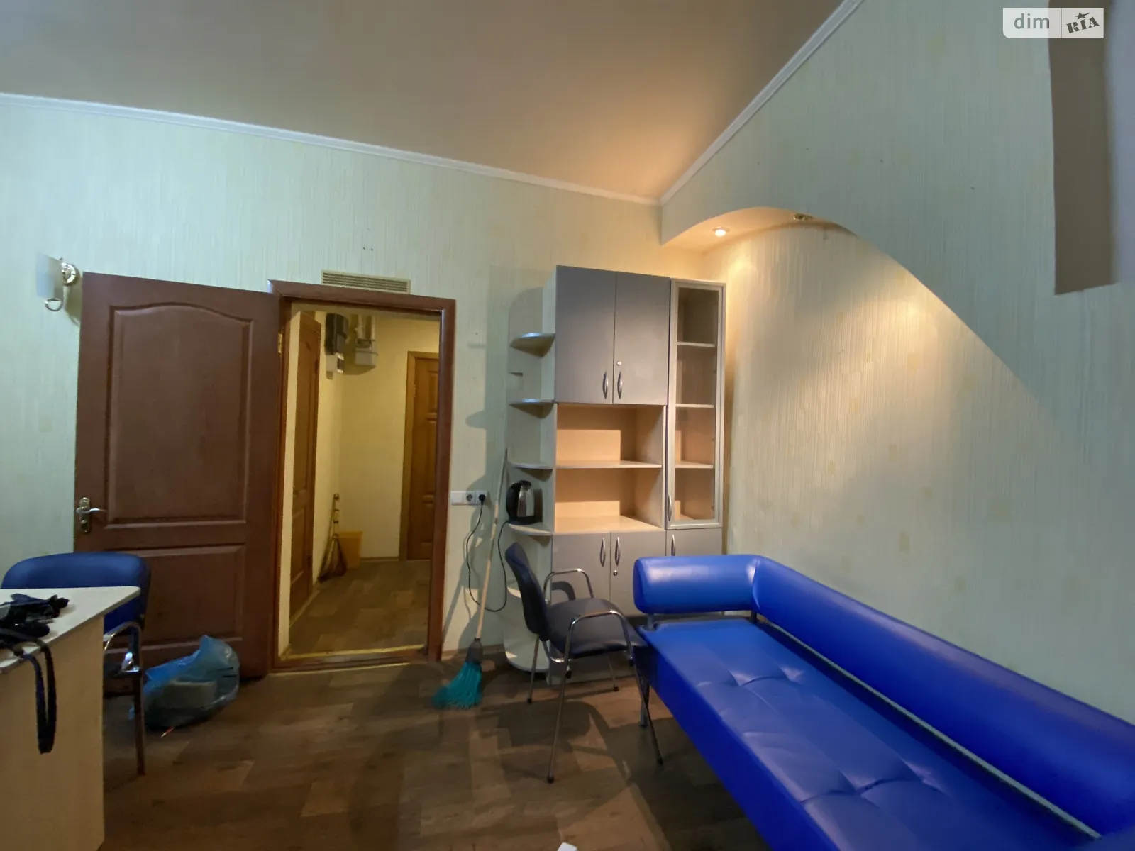 Продается 1-комнатная квартира 36 кв. м в Полтаве, ул. Петлюры Симона