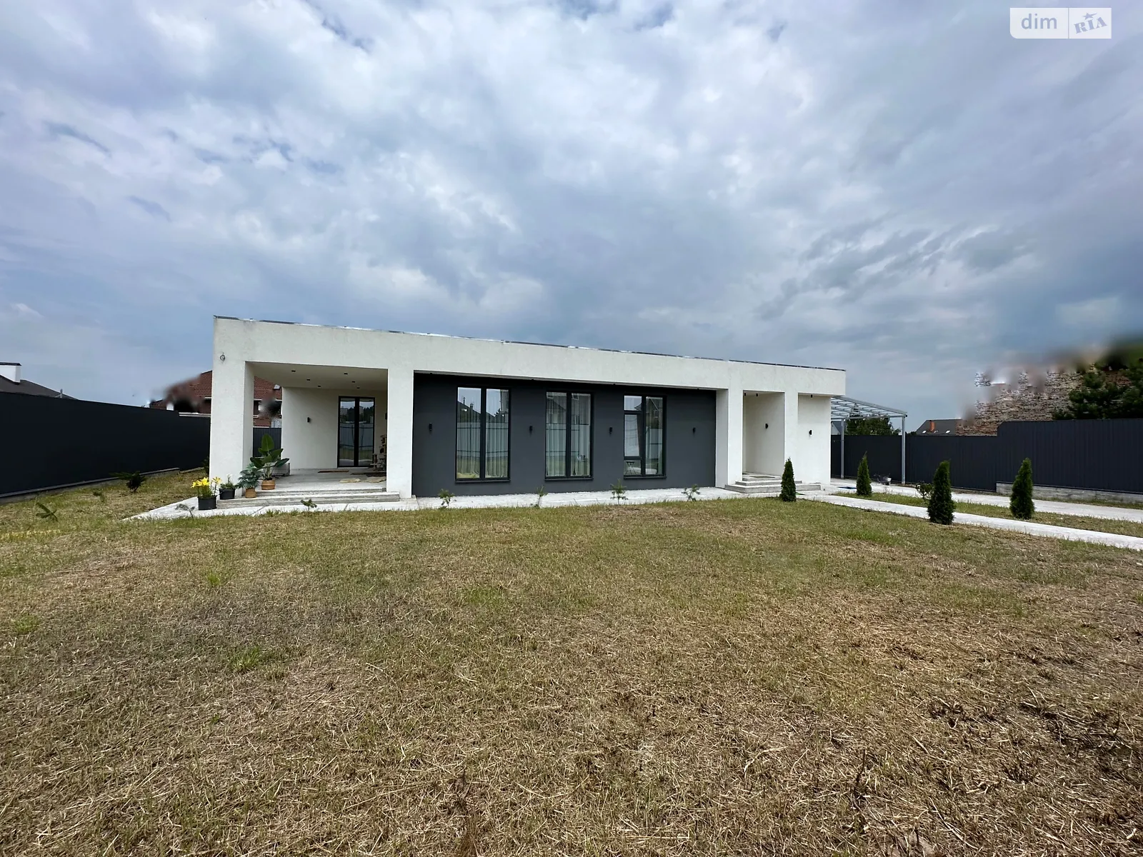 Продається одноповерховий будинок 200 кв. м з подвалом, цена: 230000 $ - фото 1