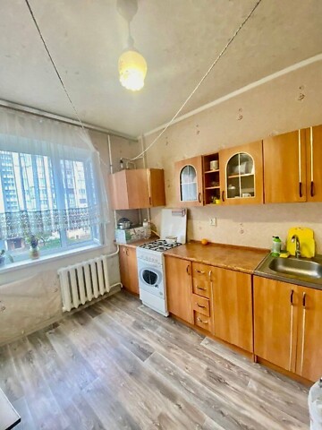 Продается 2-комнатная квартира 55.2 кв. м в Сумах, ул. Сера Ивана