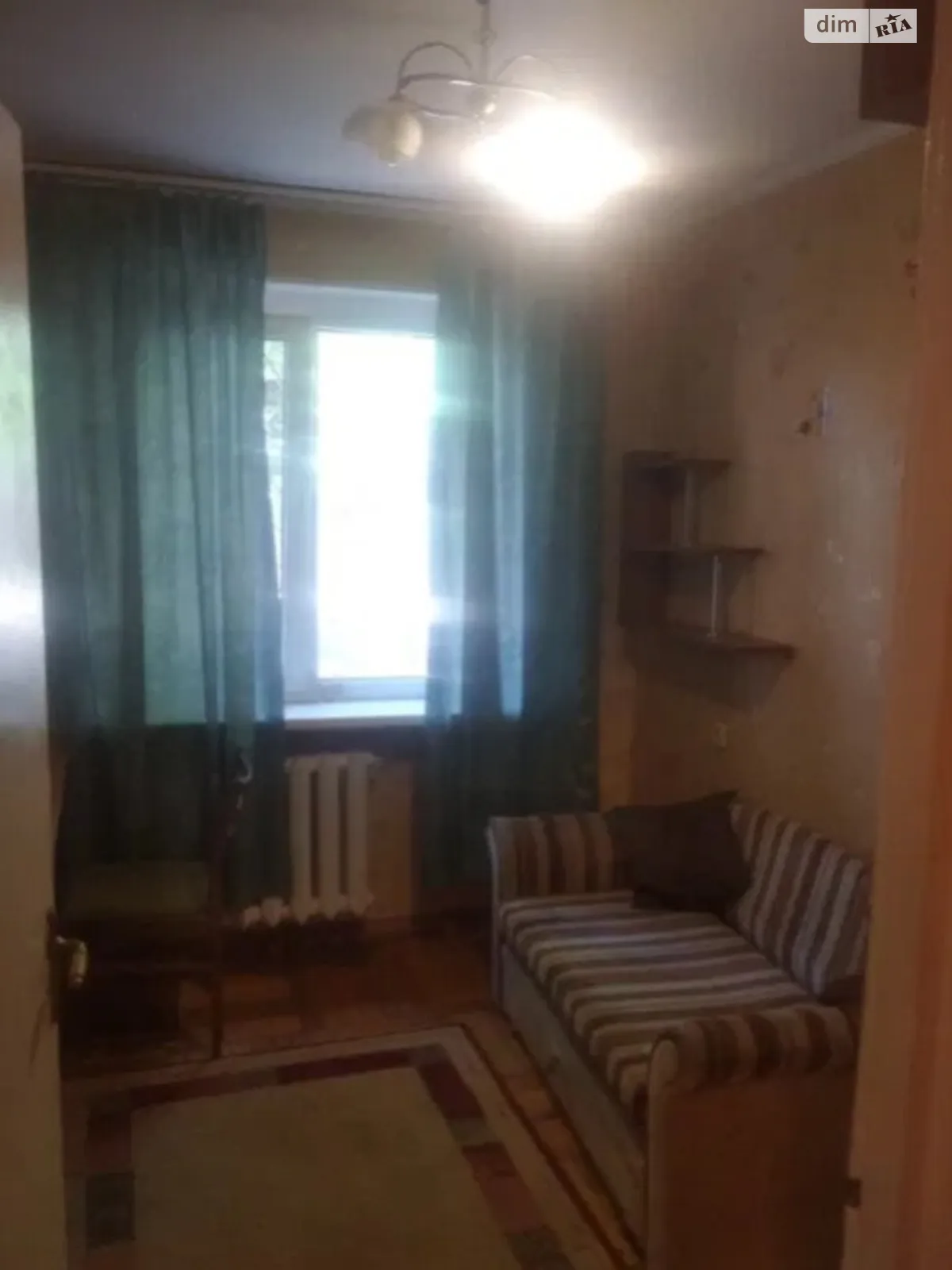 Продается 3-комнатная квартира 47 кв. м в Одессе, ул. Маршала Малиновского - фото 1