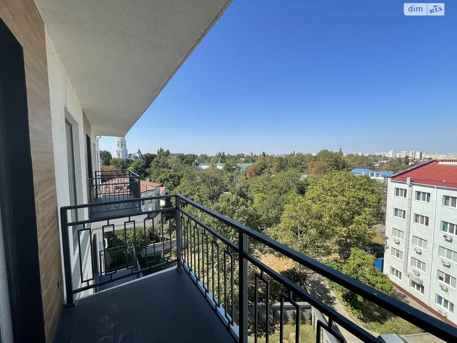 Продается 1-комнатная квартира 77 кв. м в Одессе - фото 1