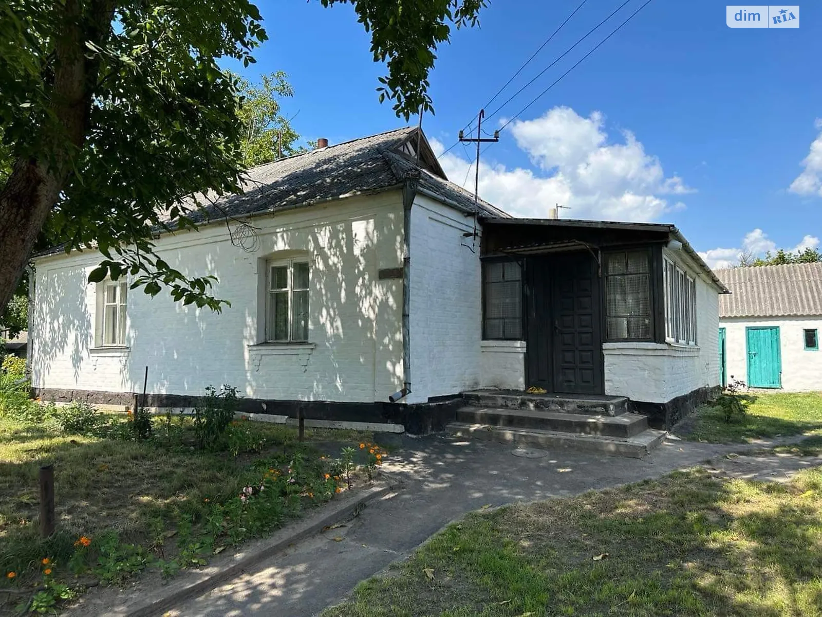 Продається одноповерховий будинок 81 кв. м з каміном, цена: 15000 $