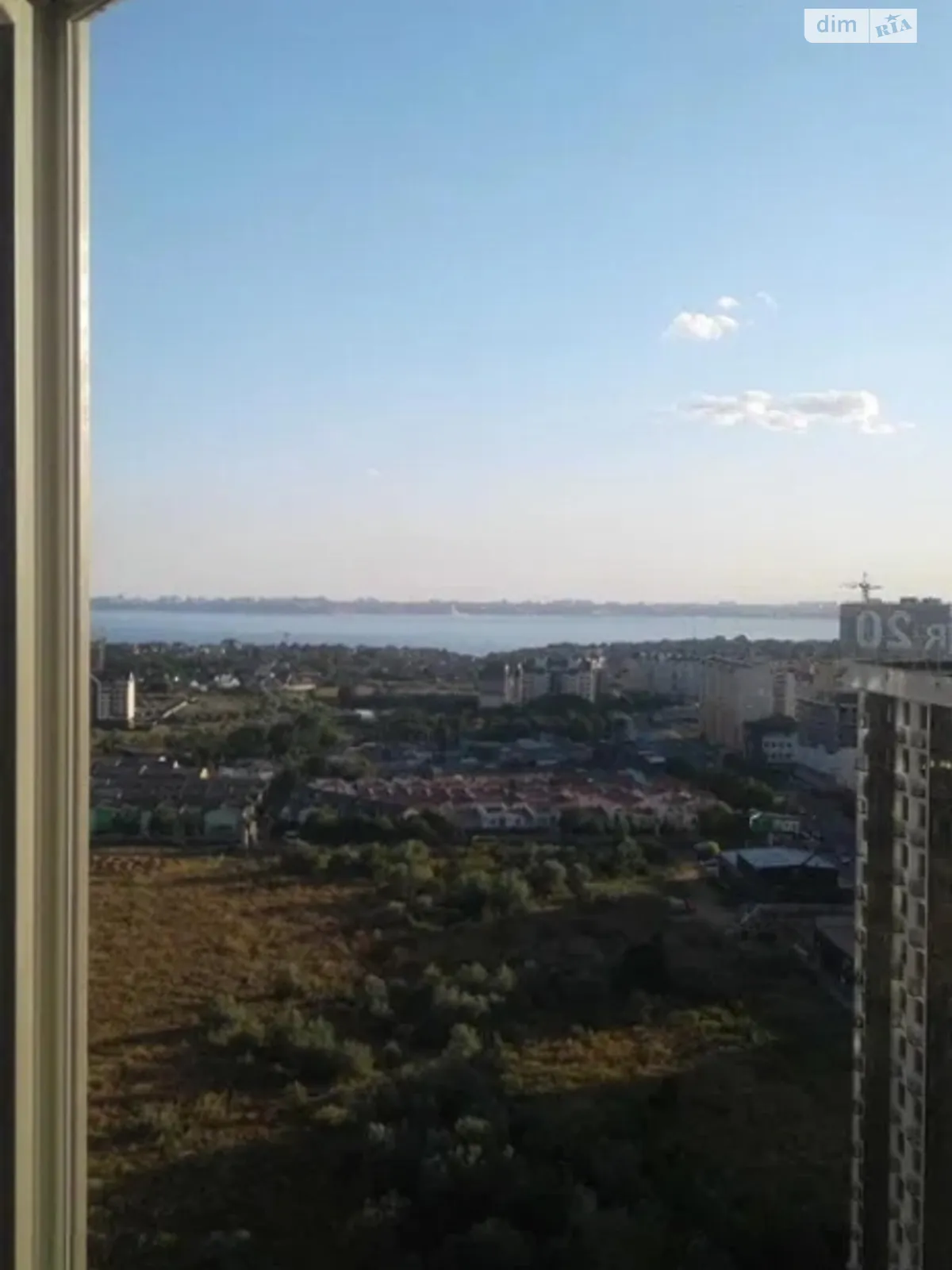 Продается 2-комнатная квартира 65 кв. м в Одессе, ул. Академика Сахарова, 3Г