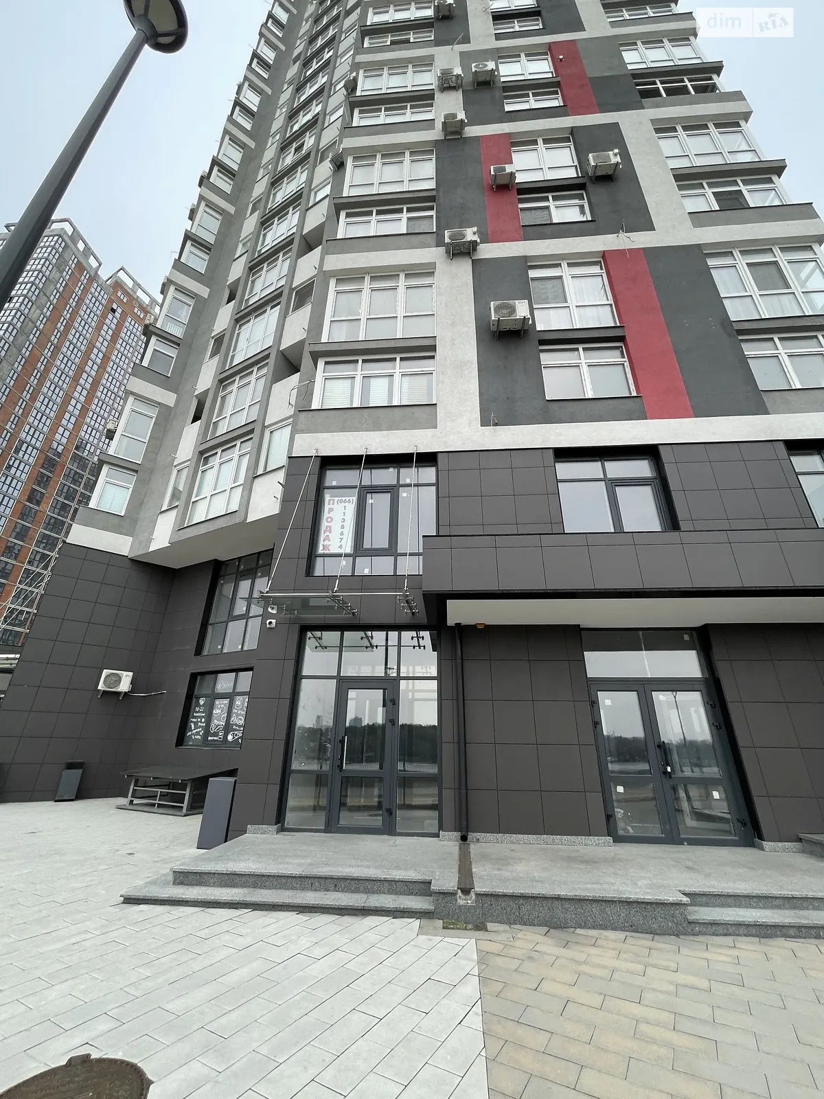 Продается офис 110.4 кв. м в бизнес-центре, цена: 176640 $ - фото 1