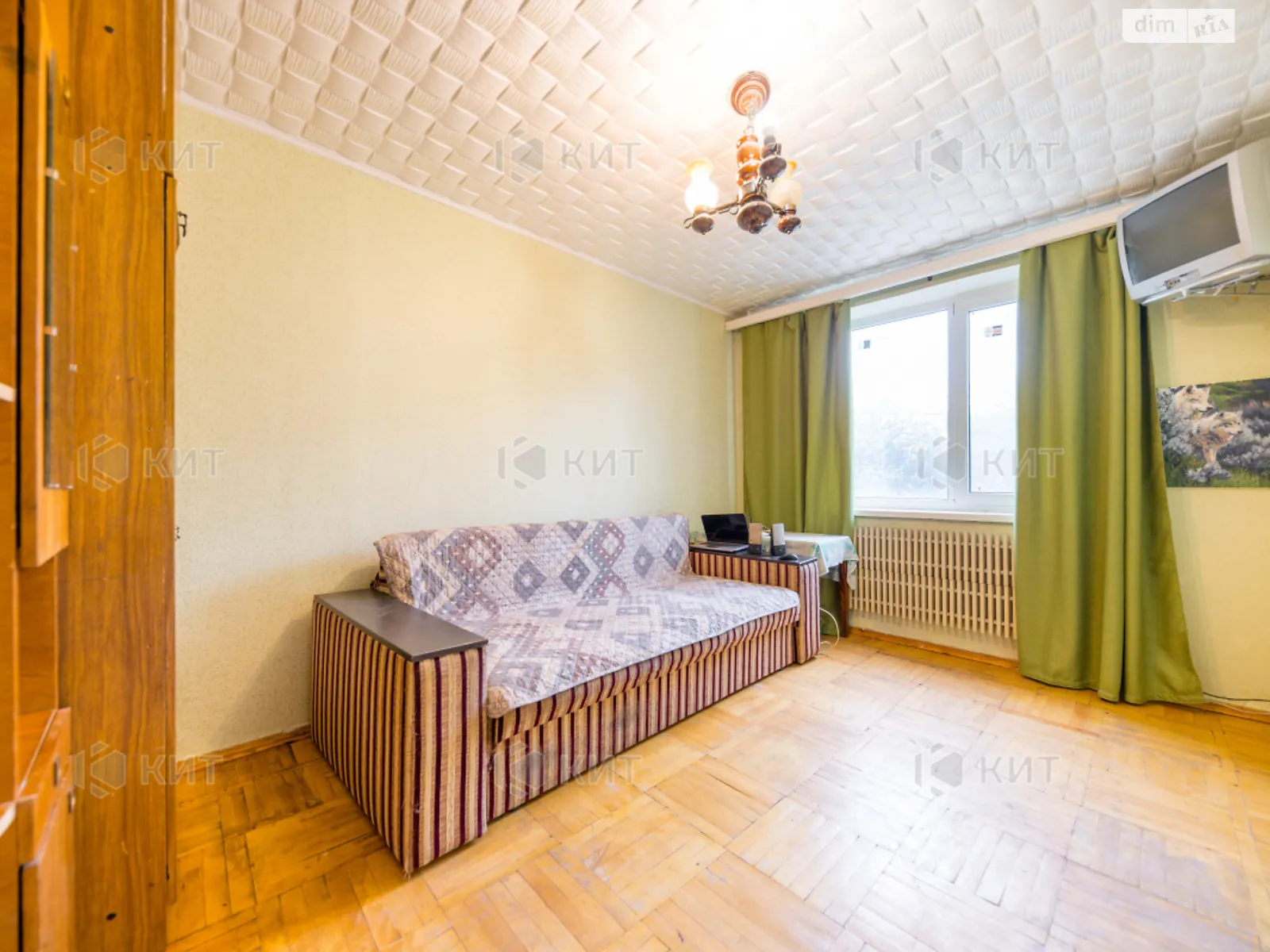 Продается 3-комнатная квартира 65 кв. м в Харькове, ул. Валентиновская, 38