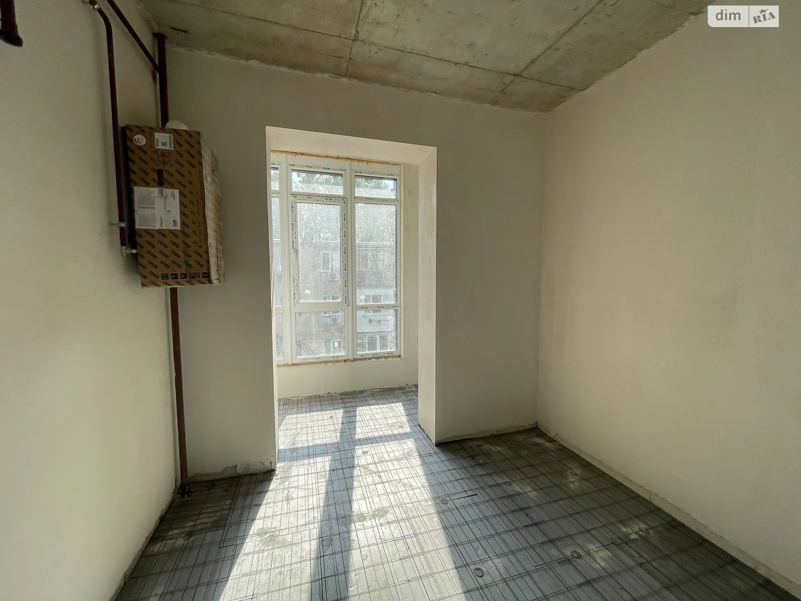 Продается 2-комнатная квартира 68.21 кв. м в Одессе, ул. Космонавтов