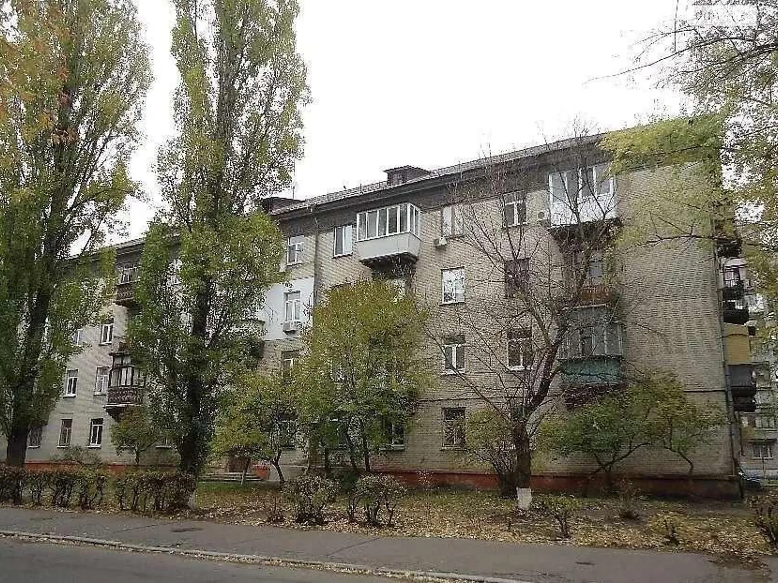 Продается 3-комнатная квартира 74 кв. м в Киеве, ул. Севастопольская, 13 - фото 1