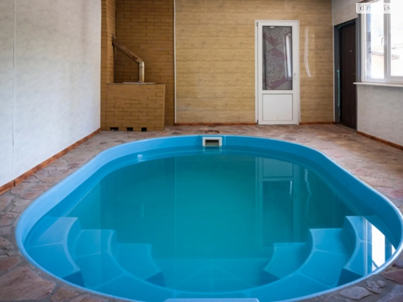Сдается в аренду одноэтажный дом с бассейном, цена: 5500 грн - фото 1