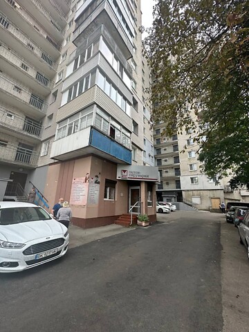 Сдается в аренду объект сферы услуг 30 кв. м в 14-этажном здании, цена: 10000 грн