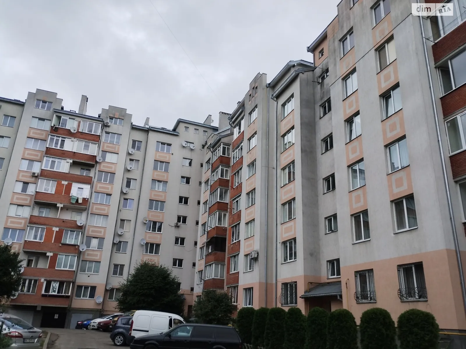 Продается 3-комнатная квартира 130 кв. м в Давыдове, цена: 75000 $