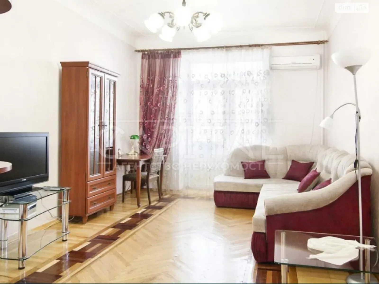 Продается 2-комнатная квартира 49 кв. м в Киеве, ул. Леси Украинки, 8 - фото 1
