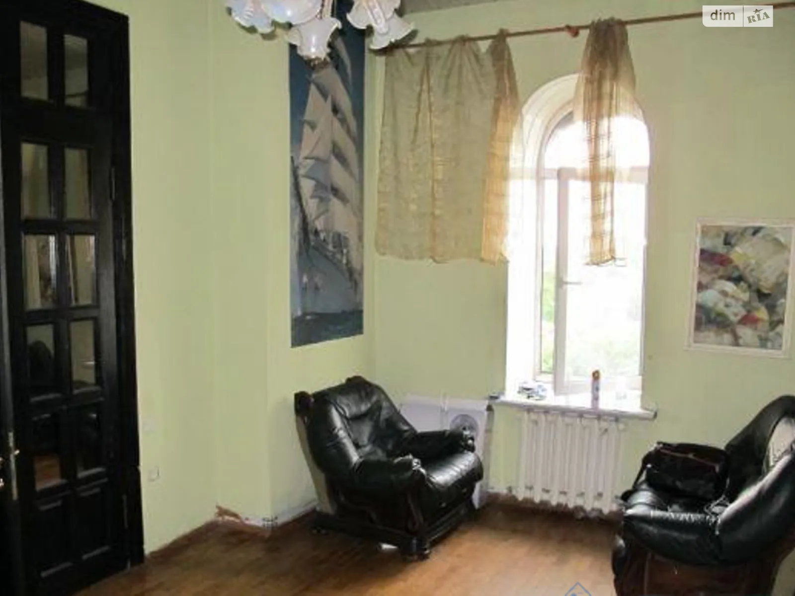 Продается 4-комнатная квартира 102 кв. м в Одессе, ул. Гоголя - фото 1