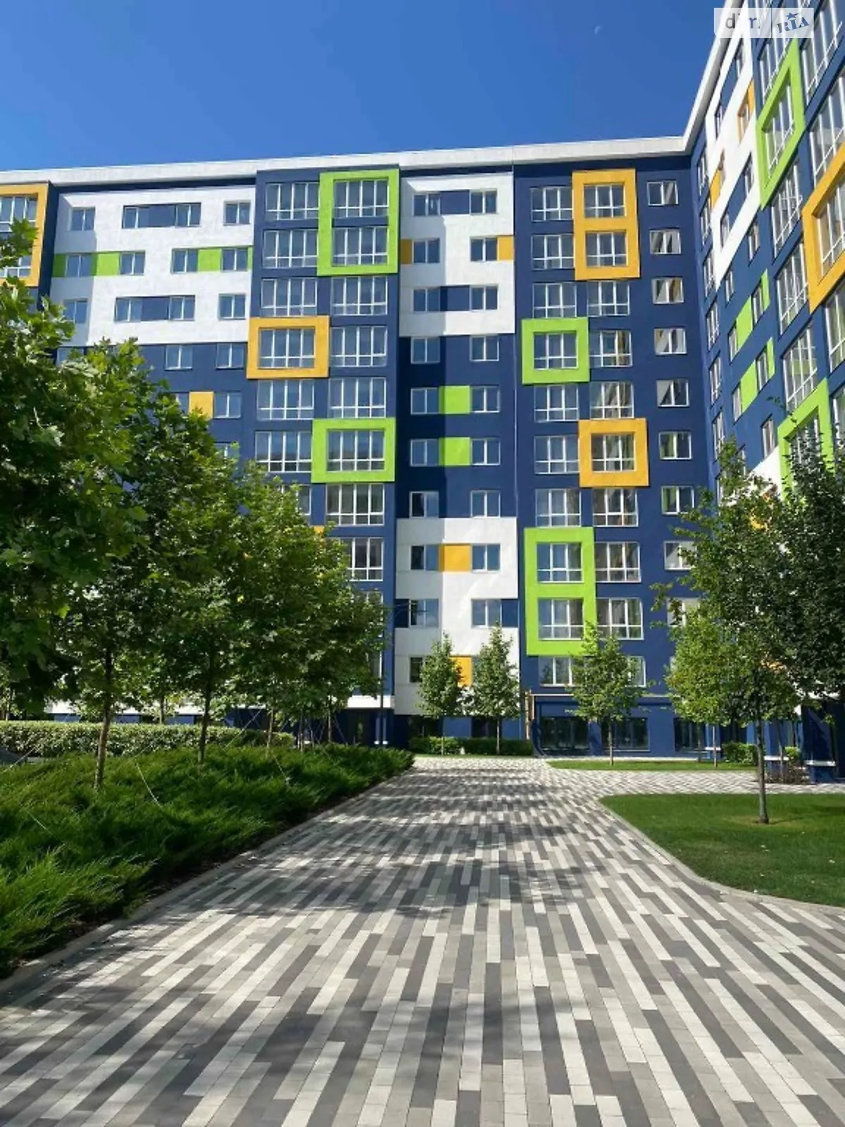 Продается 2-комнатная квартира 56 кв. м в Буче, бул. Леонида Бирюкова, 9 - фото 1