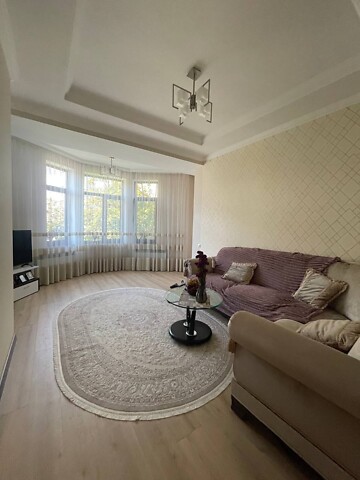 Здається в оренду 3-кімнатна квартира 92 кв. м у Кропивницькому, цена: 30000 грн