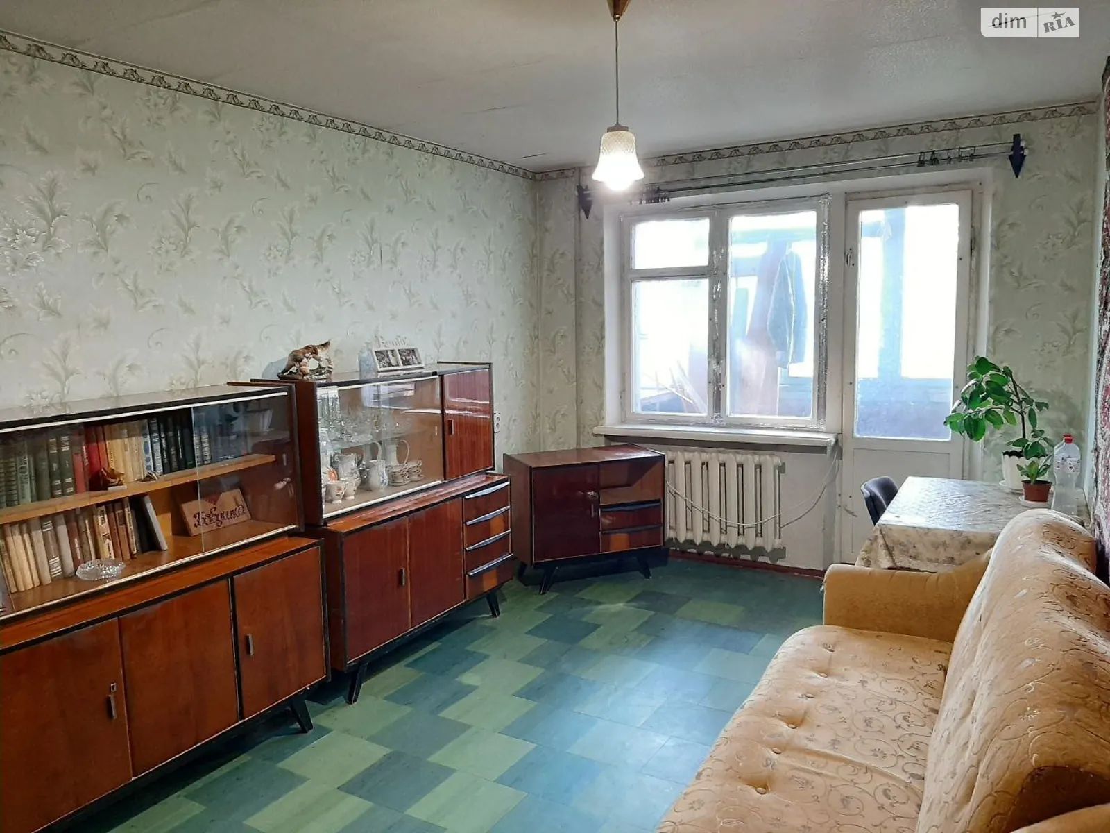 Продается 2-комнатная квартира 44 кв. м в Днепре, ул. Квартальная(Гладкова)