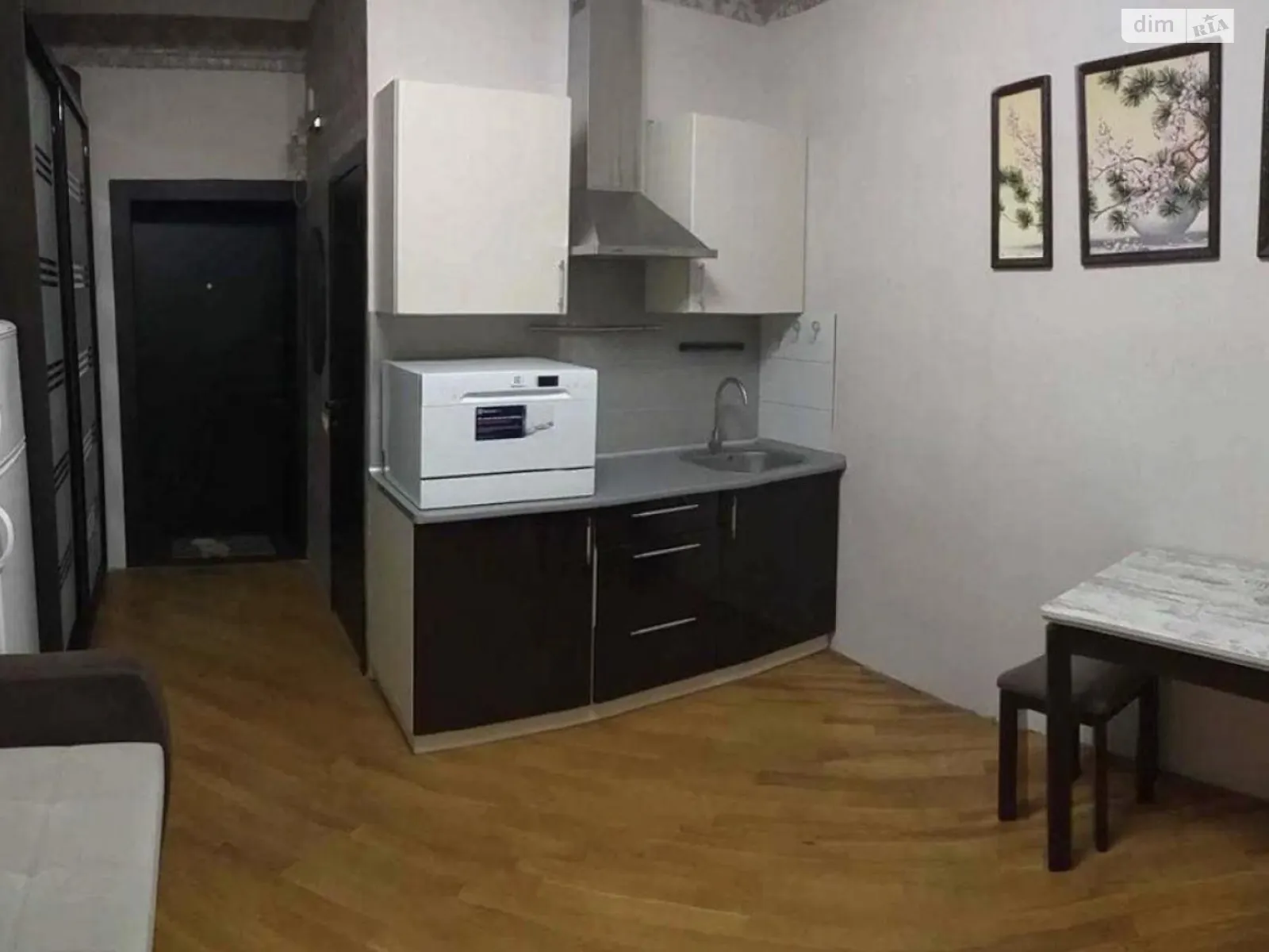 Продается 1-комнатная квартира 21 кв. м в Харькове, ул. Фисановича, 6