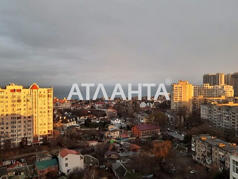 Продается 1-комнатная квартира 28 кв. м в Одессе, пер. Клубничный