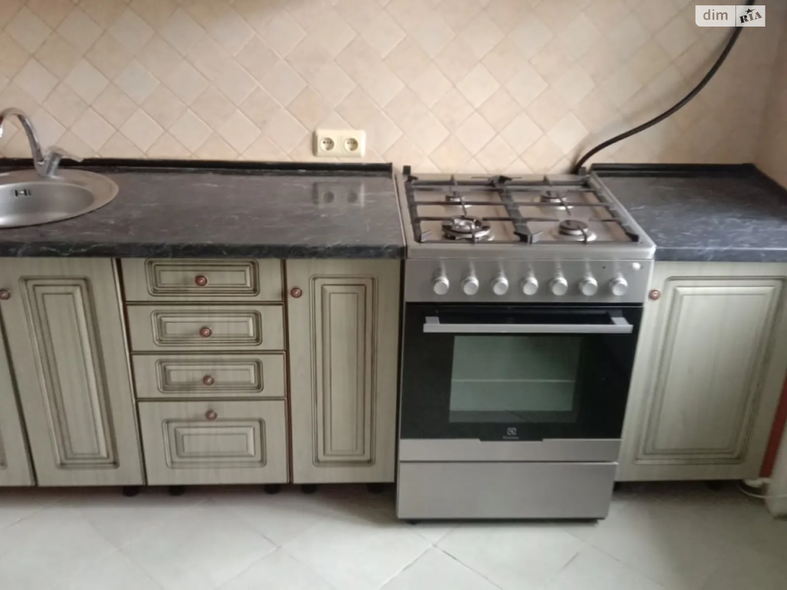 Продається 3-кімнатна квартира 51 кв. м у Литвинівці, цена: 27000 $