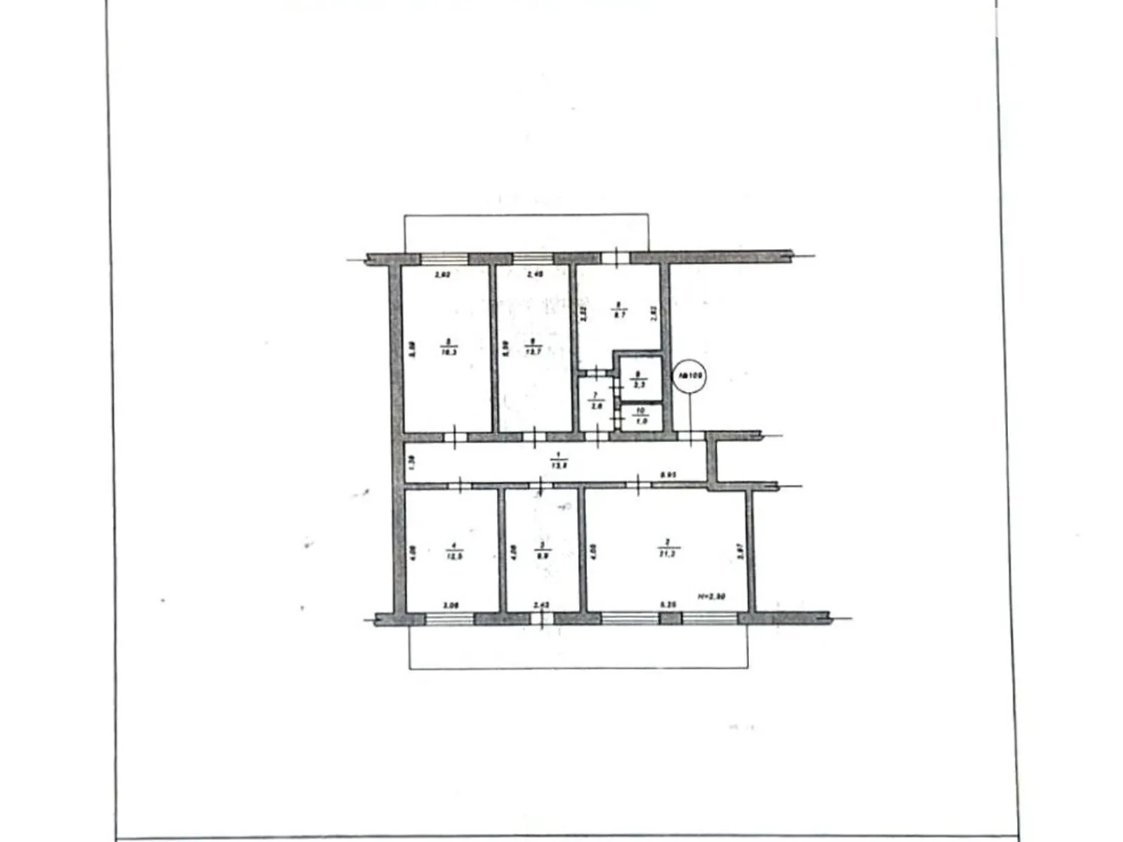 Продается 5-комнатная квартира 112 кв. м в Одессе, ул. Новаторов, 17