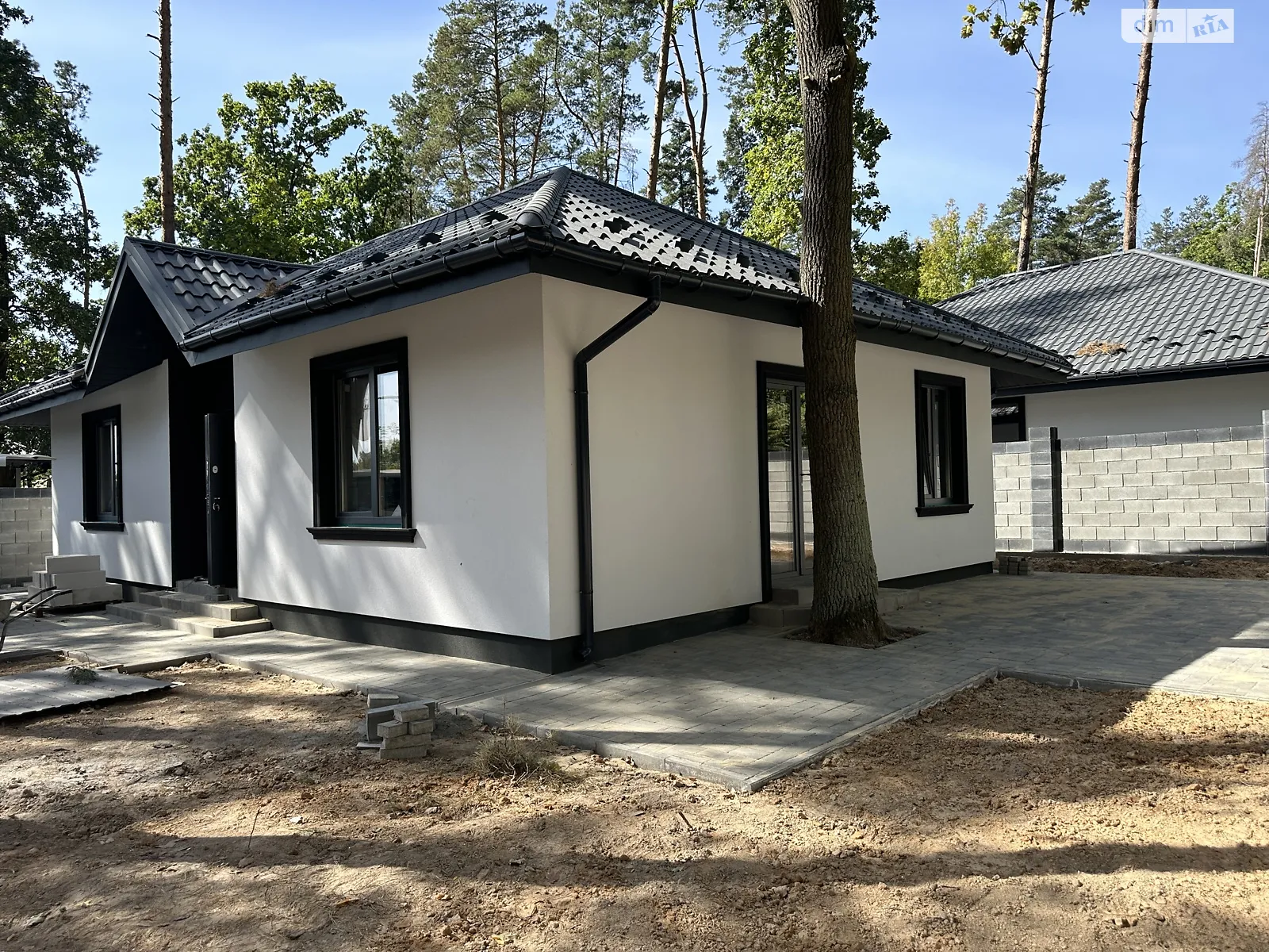 Продається одноповерховий будинок 96 кв. м з садом, цена: 75000 $ - фото 1