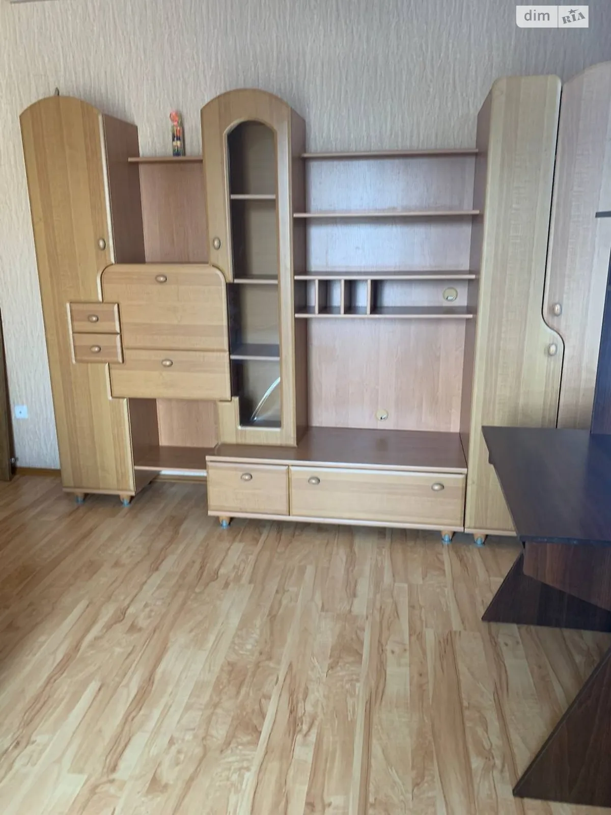 Сдается в аренду комната 105 кв. м в Хмельницком, цена: 100 $ - фото 1