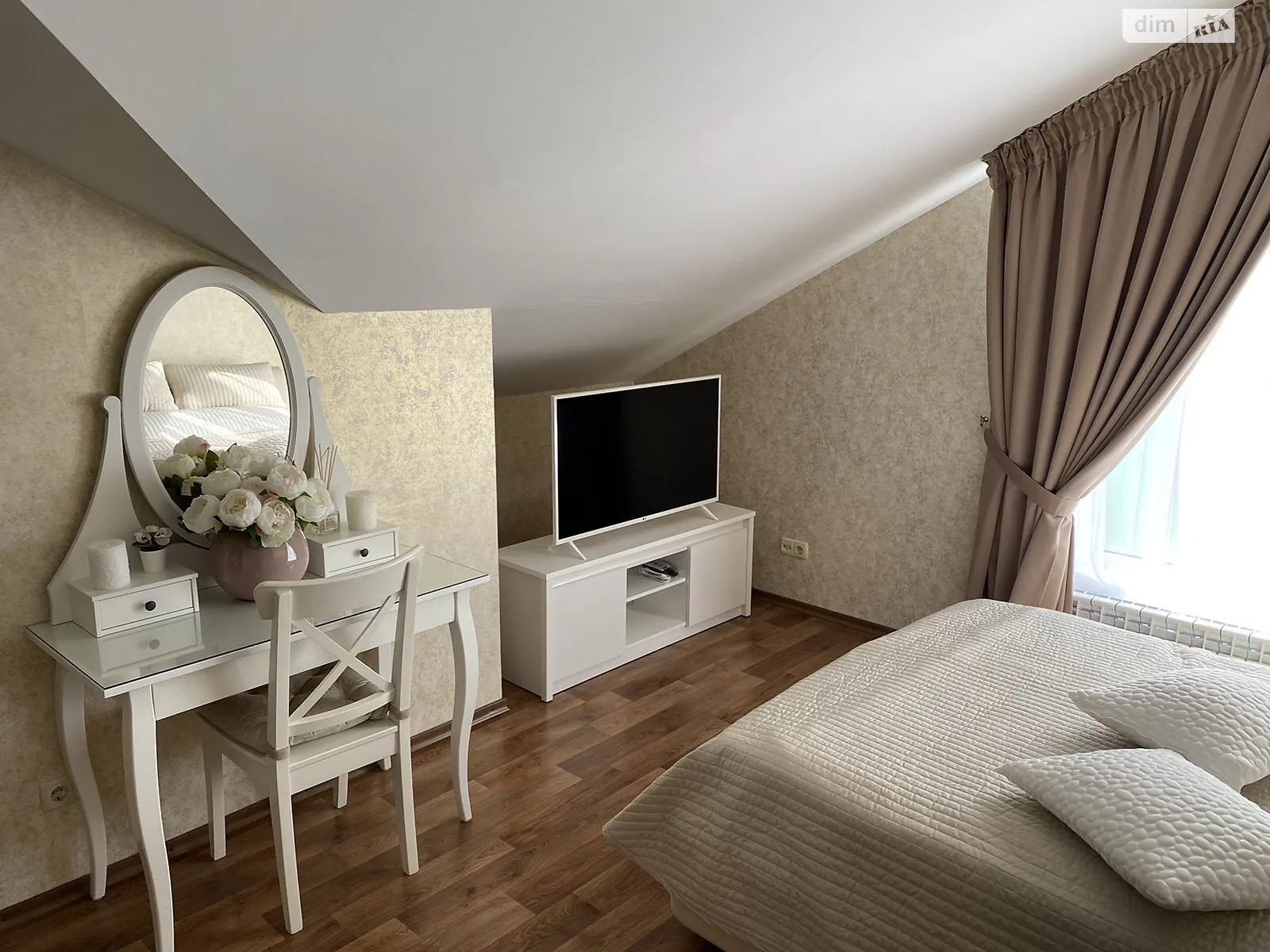 Продается 2-комнатная квартира 43.9 кв. м в Ирпене, ул. Мечникова