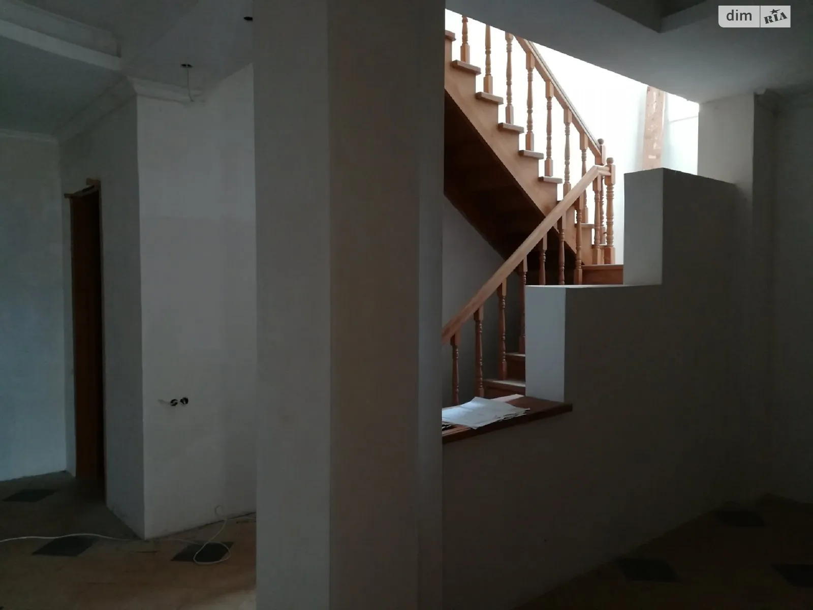 Продается дом на 2 этажа 457 кв. м с подвалом - фото 2