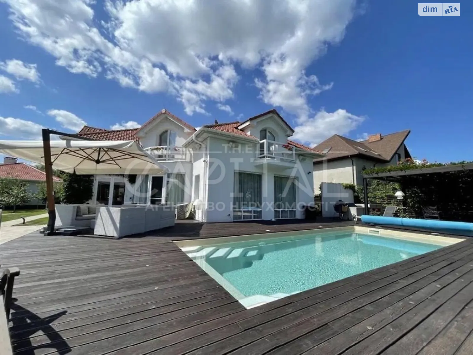 Продается дом на 2 этажа 360 кв. м с бассейном, цена: 450000 $ - фото 1