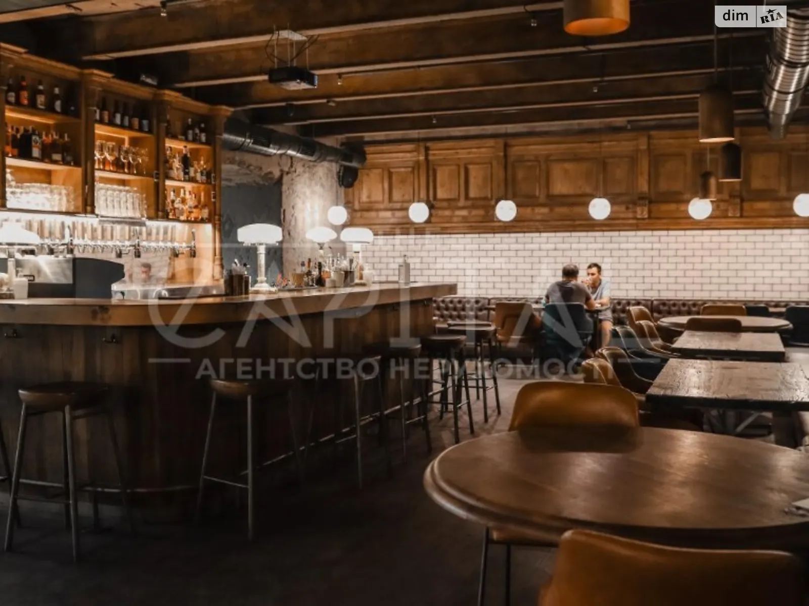 Сдается в аренду офис 358 кв. м в бизнес-центре, цена: 8592 $ - фото 1