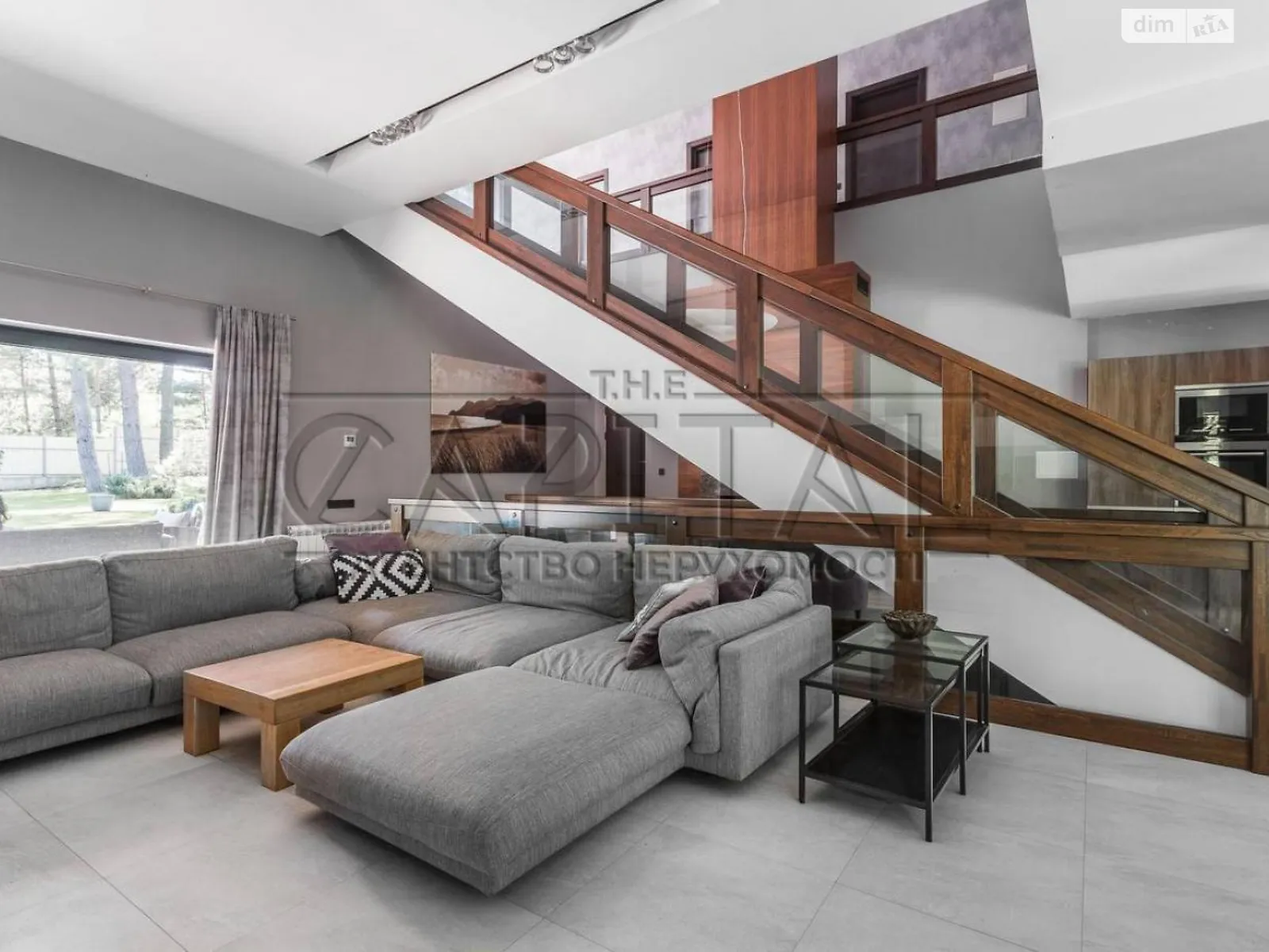 Продается дом на 2 этажа 670 кв. м с мебелью, цена: 665000 $