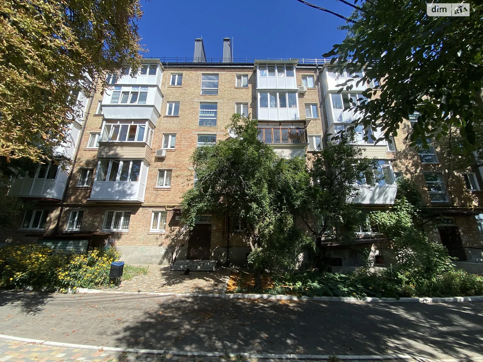 Продается 3-комнатная квартира 56 кв. м в Буче, ул. Героев Майдана, 35