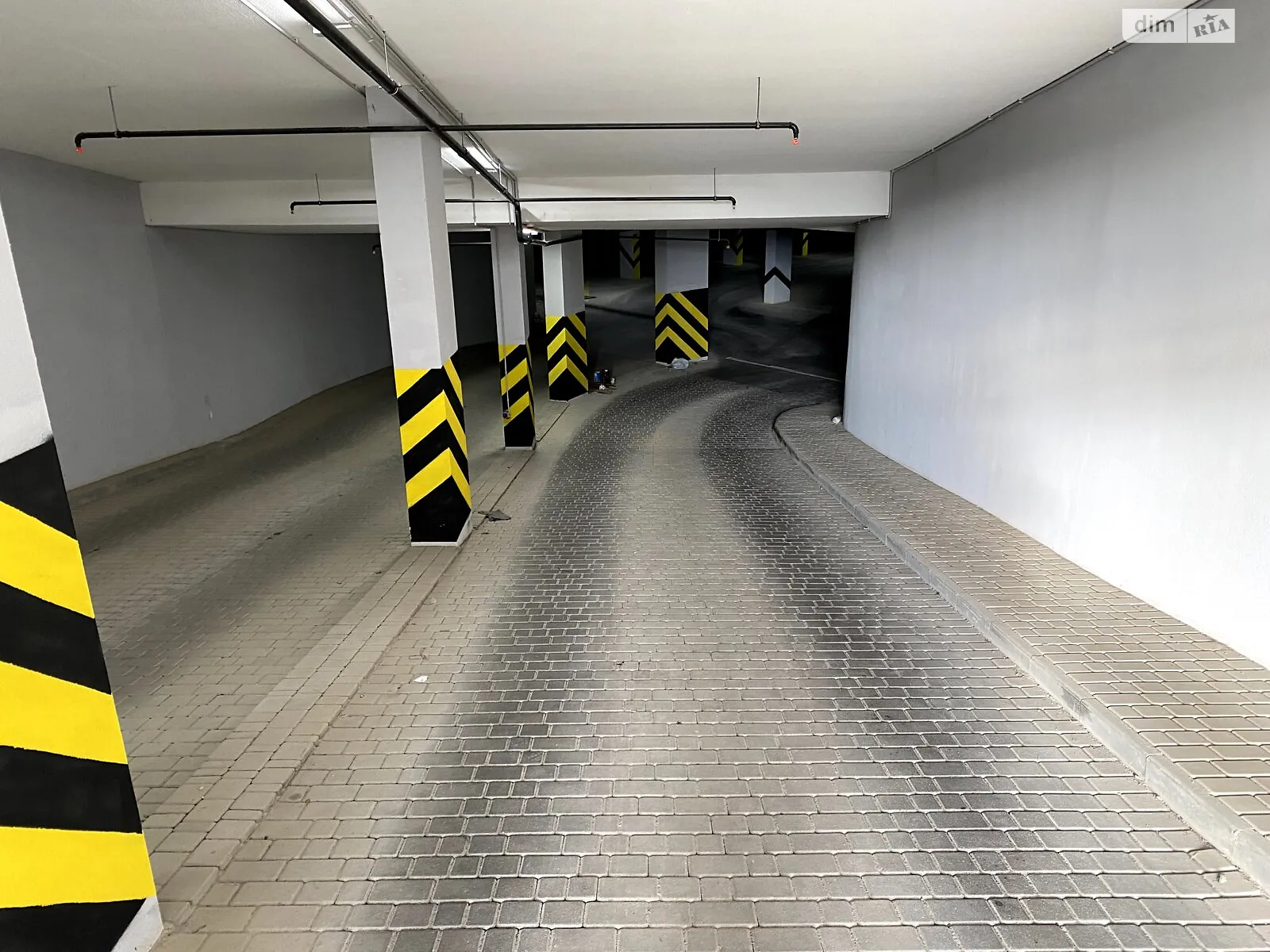 Здається в оренду підземний паркінг під легкове авто на 20 кв. м - фото 3