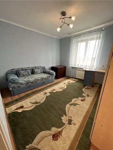 Продается 2-комнатная квартира 45 кв. м в Виннице, ул. Солнечная