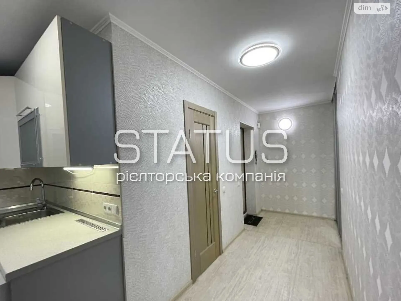 Продается 1-комнатная квартира 36 кв. м в Полтаве, ул. Юрия Победоносцева - фото 1