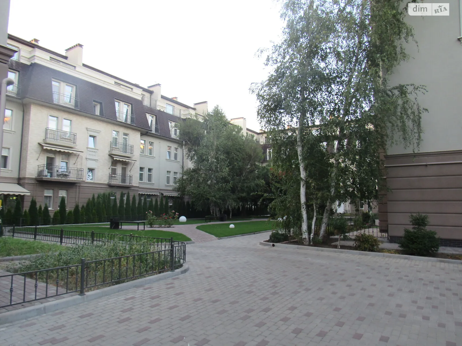 Продается 1-комнатная квартира 40.6 кв. м в Одессе, цена: 64554 $