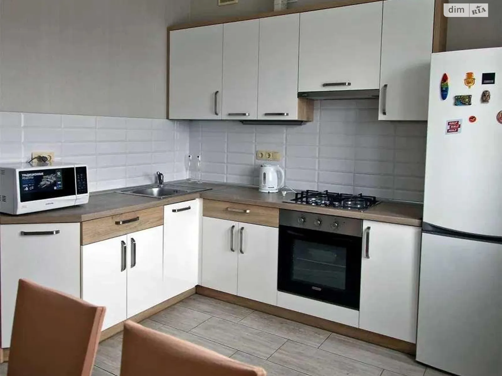 Продается 1-комнатная квартира 43 кв. м в Харькове, цена: 45000 $